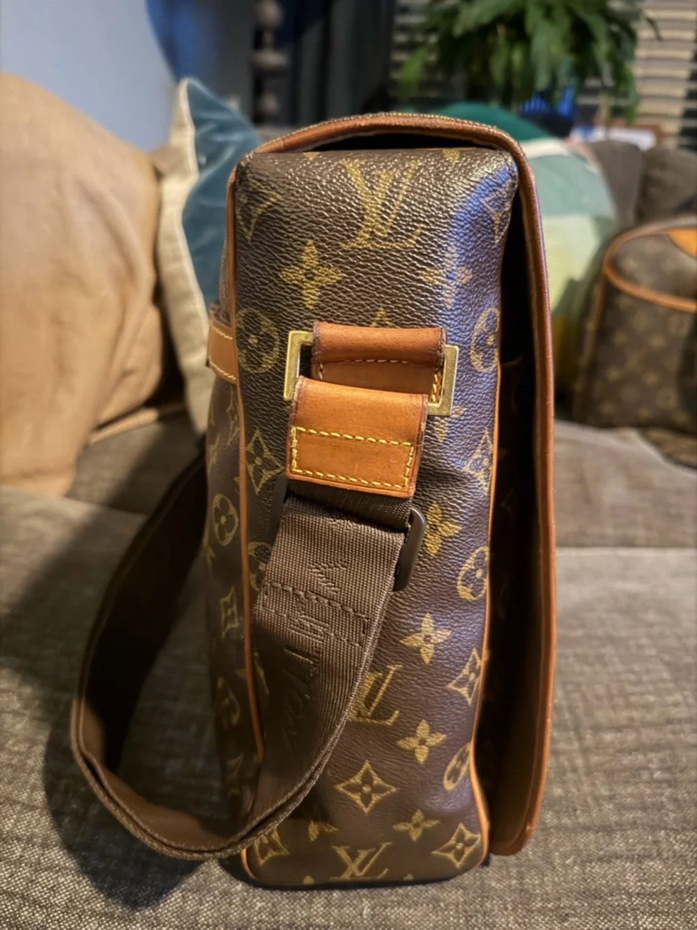 Louis Vuitton Monogram Canvas Abbesses Messenger Bag